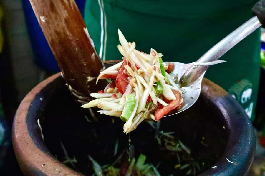 Bangkok: Chinatown Street Food Tour with 8+ Local Dishes - Who this tour suits best (and who should rethink it)