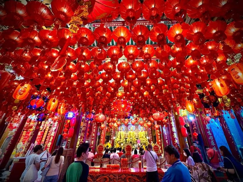 Bangkok: Chinatown & Taladnoi Street Art Guided Walking Tour - Key highlights worth showing up for