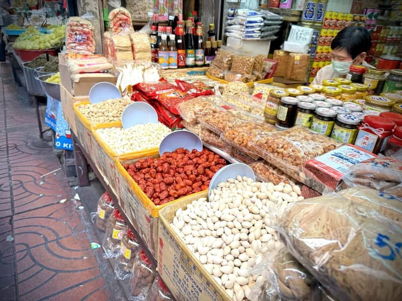 Bangkok: Chinatown & Taladnoi Street Art Guided Walking Tour - The Morning Market Walk: Incense, Street Food, And Real Flow