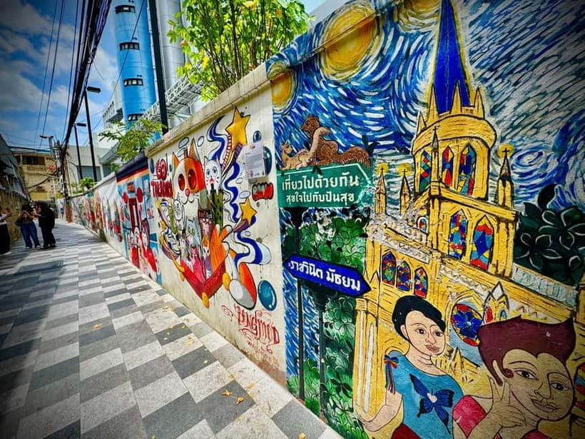 Bangkok: Chinatown & Taladnoi Street Art Guided Walking Tour - Talad Noi Community Museum And Street Art Backstreets