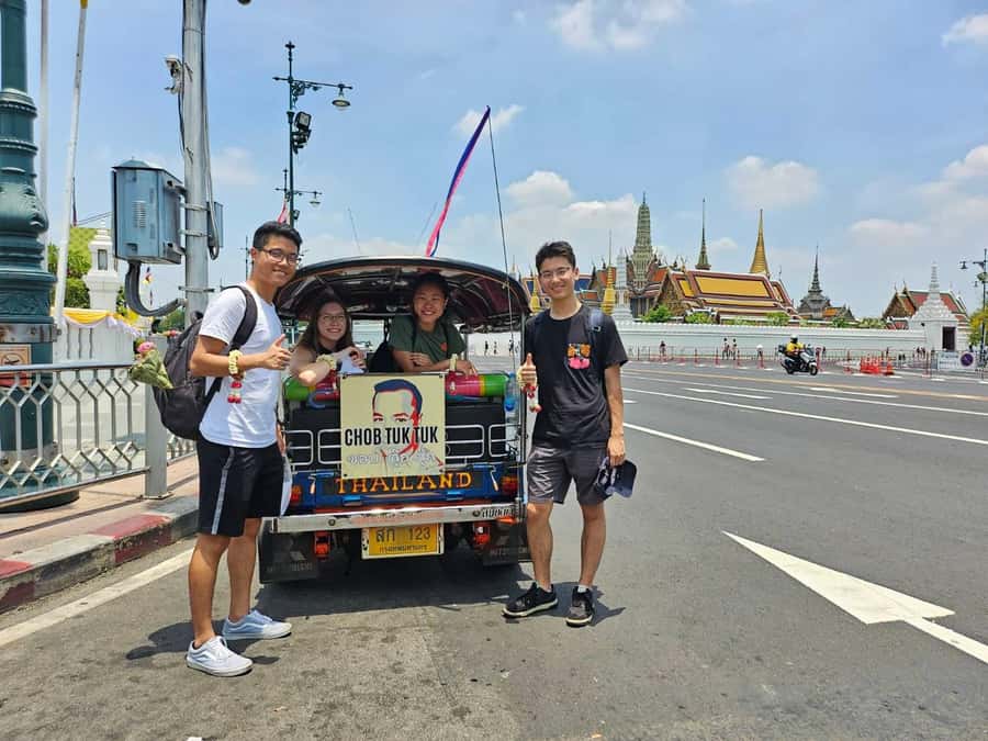 Bangkok: CHOB TUK TUK Ride + Canal Tour + Foods Tasting - The 1-Hour Tuk-Tuk Ride: Fast Landmarks and Real Bangkok Traffic