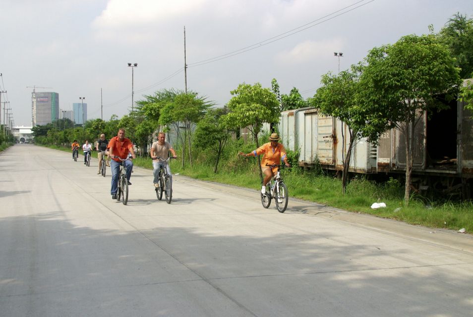Bangkok: City Culture half-day Bike Tour - Pacing, traffic, and what “gentle” really means
