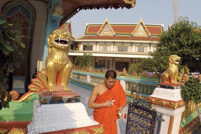Bangkok City Culture Tour by Bike - Lumpini Park: the inner-city pause that feels almost unreal