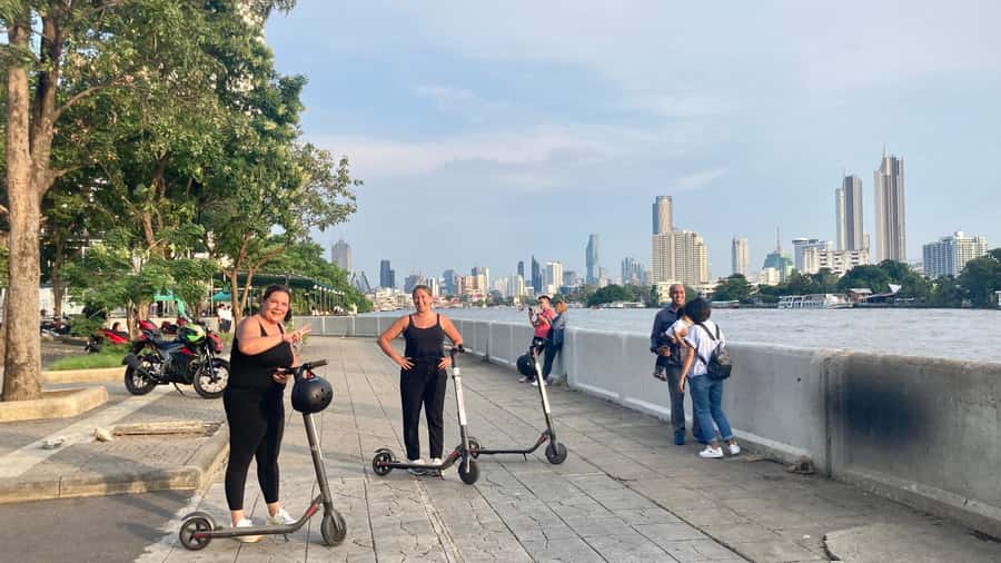 Bangkok: City Highlights Electric Scooter Tour - Should You Book This Bangkok FunRide Old City Highlights Tour?