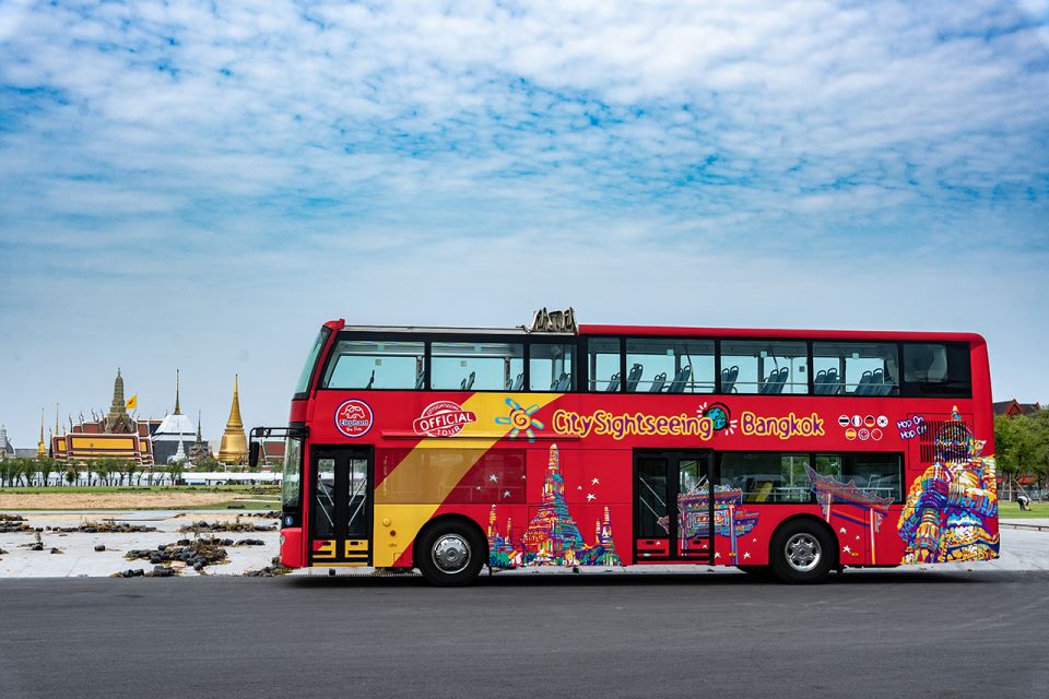 Bangkok: City Sightseeing Hop-On Hop-Off Bus Tour - Heat, walking, and where to sit on the bus