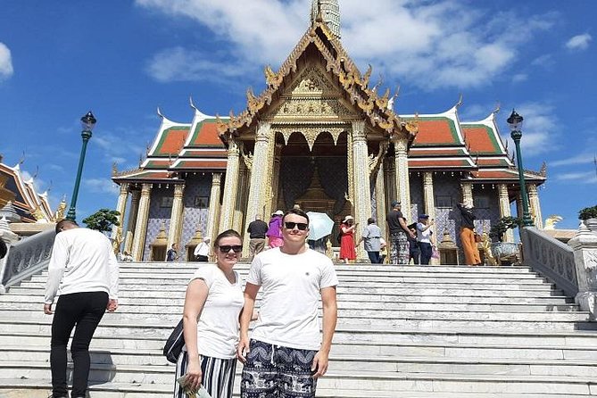 Bangkok City Sightseeing Tour with Grand Palace Private - Stop 1: Wat Traimit (Temple of the Golden Buddha) and the Chinatown Kickoff
