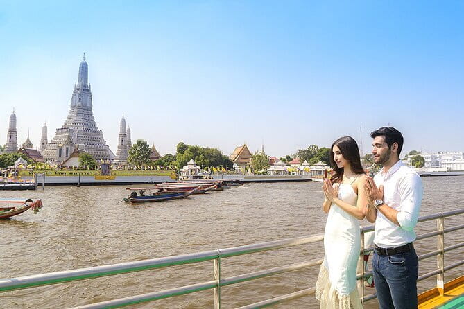 Bangkok Classic 3-Temples With Buffet Lunch Day Tour - Wat Arun: porcelain spires and the costume photo perk