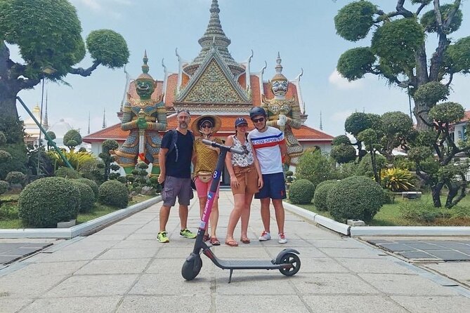 Bangkok Classic E-Scooter &/or Bike Trip - The river start: bike path, oldest bridge, and a boat crossing