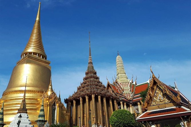 Bangkok Combo: Tuk Tuk App Pass, Chao Phraya Boat & E-sim - Stop 4: Sukhumvit for Malls and Night-Friendly Energy