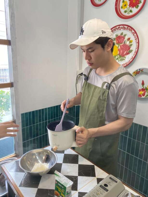 Bangkok Cooking Class : Traditional Thai dishes&Market Trip - Why this class starts at the market (and not behind a stove)