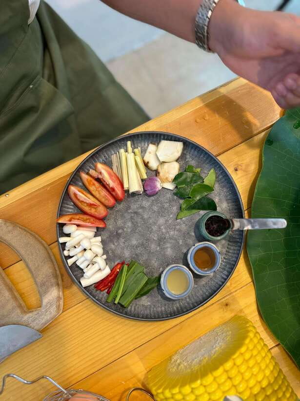 Bangkok Cooking Class : Traditional Thai dishes&Market Trip - What to bring (and what to skip) so the class feels easy