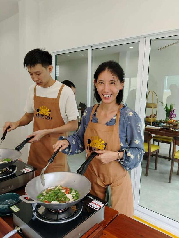 Bangkok: Cooking Class + Tuk Tuk Ride + Market Tour - Arun Thai Cooking School: a clean, spacious setup for real cooking