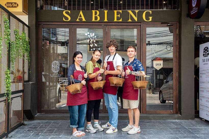 Bangkok: Cooking Class with Market Visit & Tuk Tuk Ride - Spices, Personal Taste, and How the Class Handles It