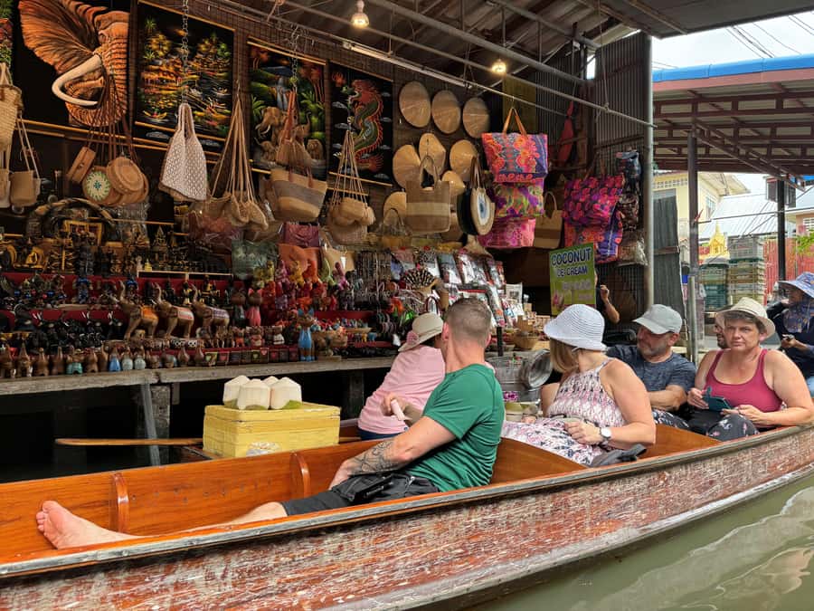 Bangkok: Damnoen Floating Market & Train Market Private Tour - Two markets, one photo-and-food obsession
