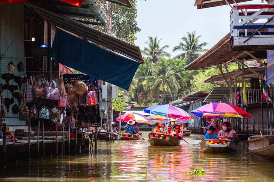 Bangkok: Damnoen Saduak and Ayutthaya Private Day Trip - Lunch at a Local Restaurant: A Reset, Not a Rush