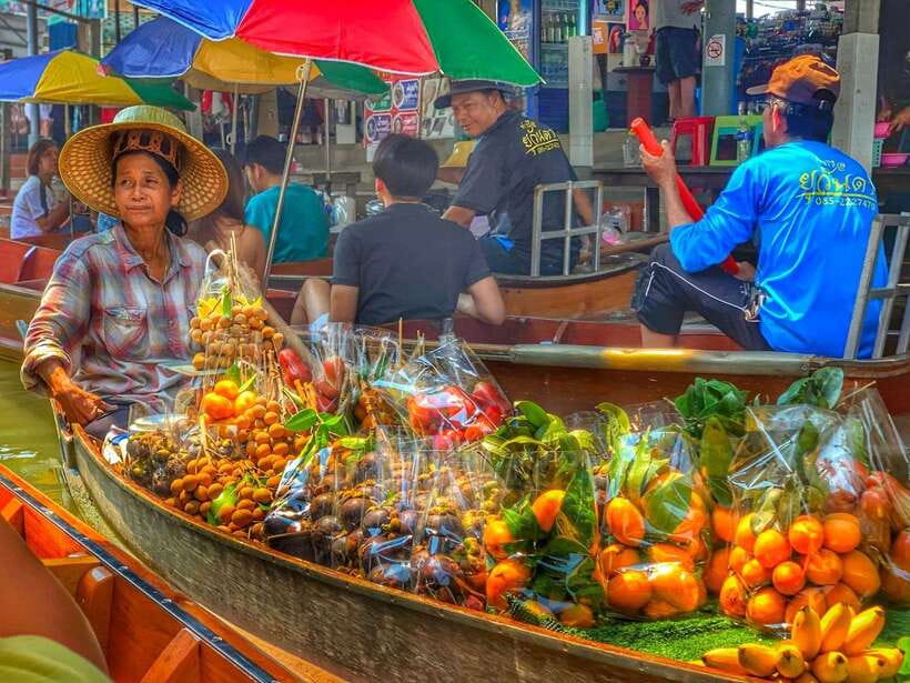 Bangkok: Damnoen Saduak and Mae Klong Train Markets - The free time mix: exactly how to use it