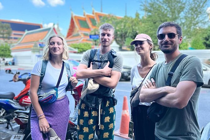 Bangkok Day Tour: Food, Temple & Tuk-Tuk - Natphorn coconut milk ice cream: the dessert stop you’ll remember