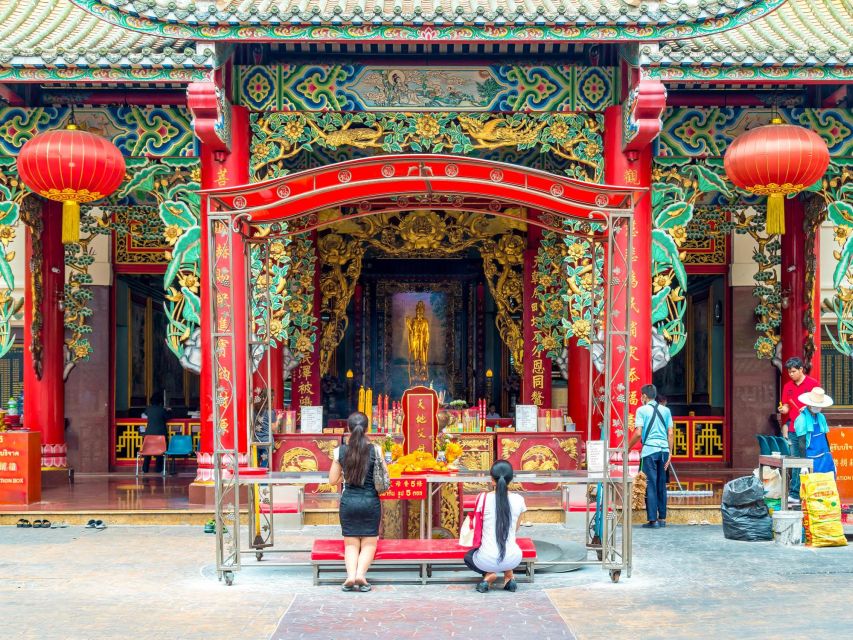 Bangkok: Discover a Taste of Chinatown – 2 Hr Walking Tour - Timing, walking comfort, and what to bring to Yaowarat