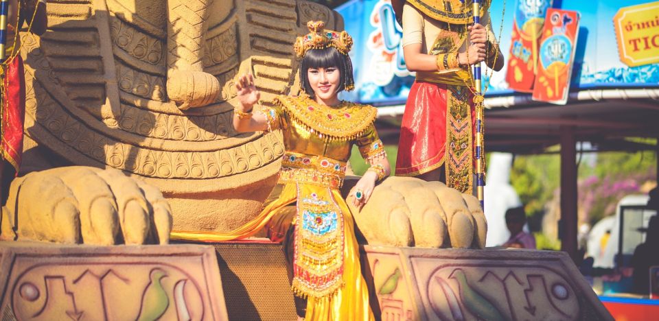 Bangkok: Dream World Entrance Ticket - Arrive smart: redeem your mobile voucher and get moving fast