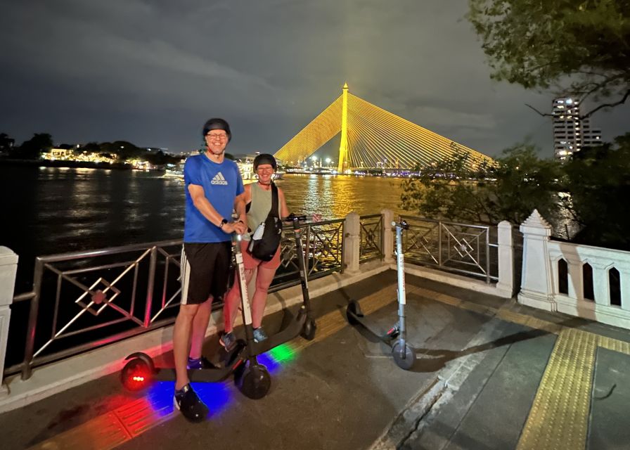 Bangkok: Electric Scooter Tour by Night - From Democracy Monument to the temple lanes
