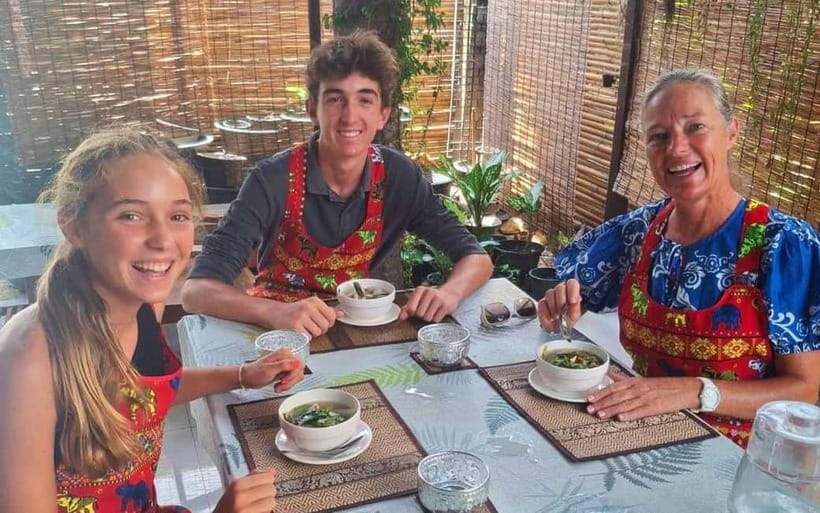 Bangkok: Favourite Thai Flavors Cooking Class by Smart Cook - Smart Cook’s teak-wood home: where Bangkok cooking feels personal