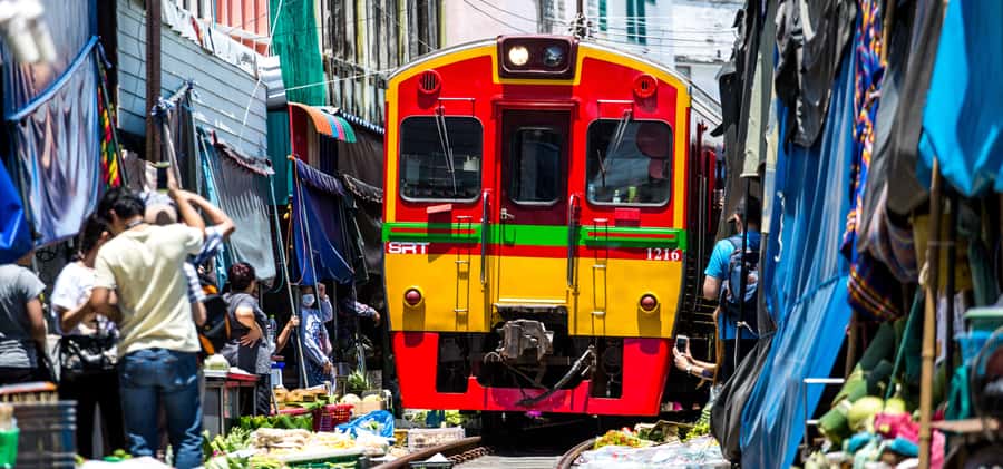 Bangkok: Floating & Maeklong Markets Tour by Private Charter - Driver, Language, and When You’ll Want an Add-On Guide