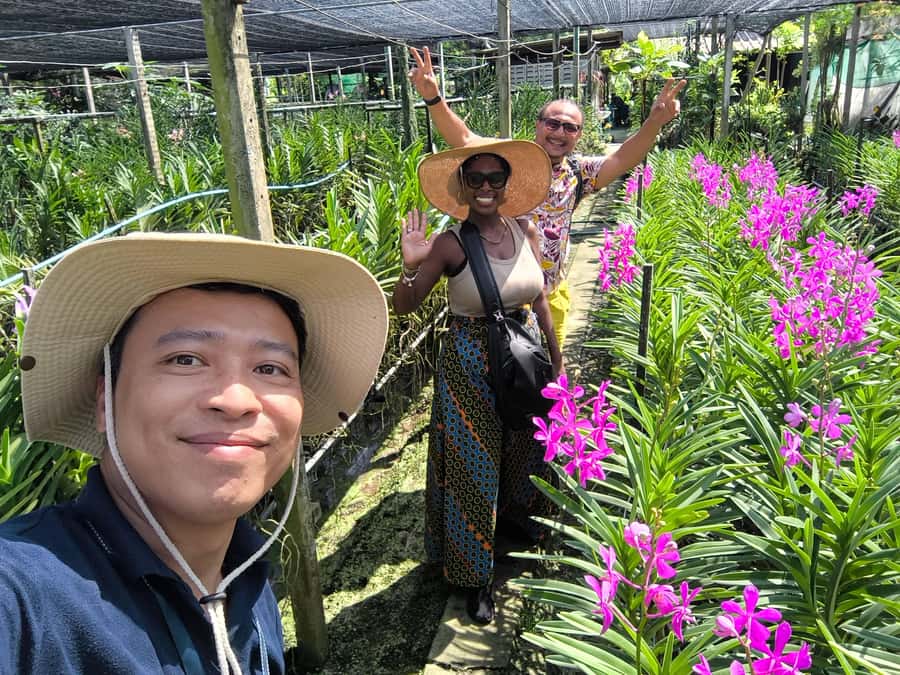 Bangkok Floating Market & Boat Ride to an Orchid Farm - Market Time: Food, Desserts, Photos, and Shopping Without the Pressure