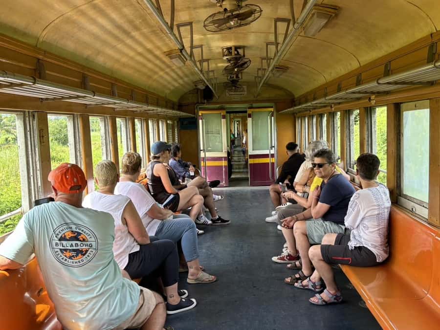 Bangkok: Floating Market, River Kwai, Railway Tour w/ Lunch - Floating Market to the Waterline: Damnoen Saduak in Real Life
