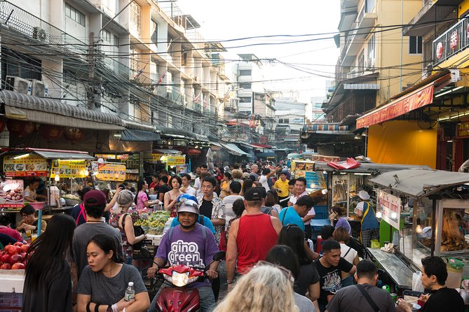 Bangkok Food Tour with a Local: China Town Feast for Foodies 100% Personalized - Your host makes the menu: how personalization changes the whole experience