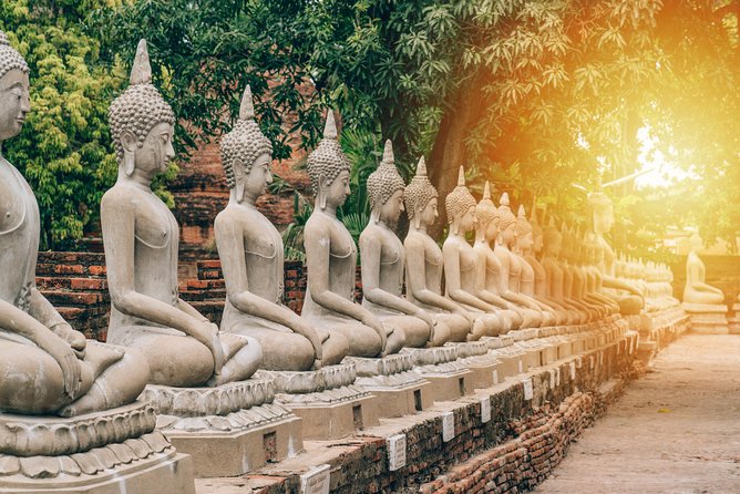 Bangkok Full Day Ayutthaya landmark Guided Tour - Wihan Phra Mongkhon Bophit: the oversized bronze Buddha