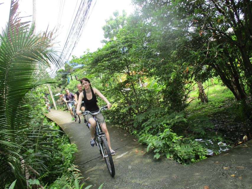 Bangkok Full-Day Bike Tour with Boat Transfer and Lunch - Timing, tropical fruit, and heat management on a 5-hour day