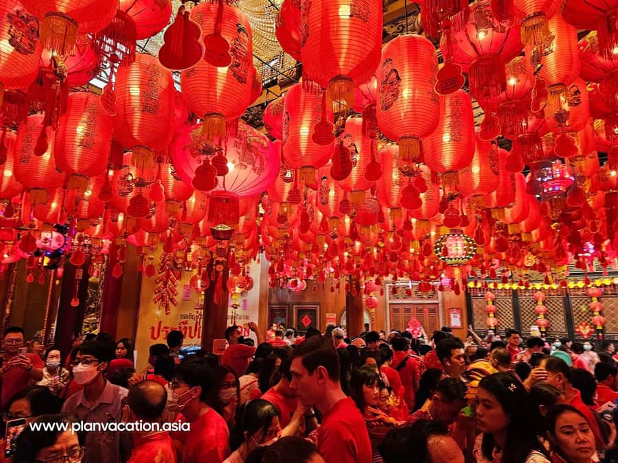Bangkok: Full-Day Walking Tour Mini Group - Guide Style Matters: When the Pace Feels Personal