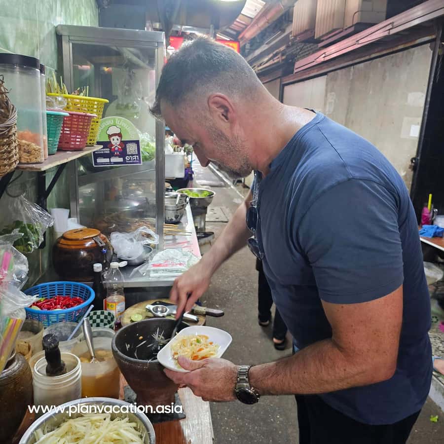 Bangkok: Full-Day Walking Tour Mini Group - Where Your Day Starts: Sapan Taksin Pier and a Chao Phraya Boat Jump