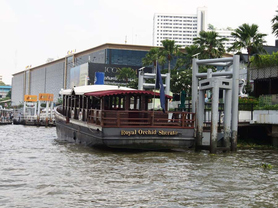 Bangkok: Full-Day Walking Tour Mini Group - Chinatown Street Food and Thai-Chinese Life in the Alleys