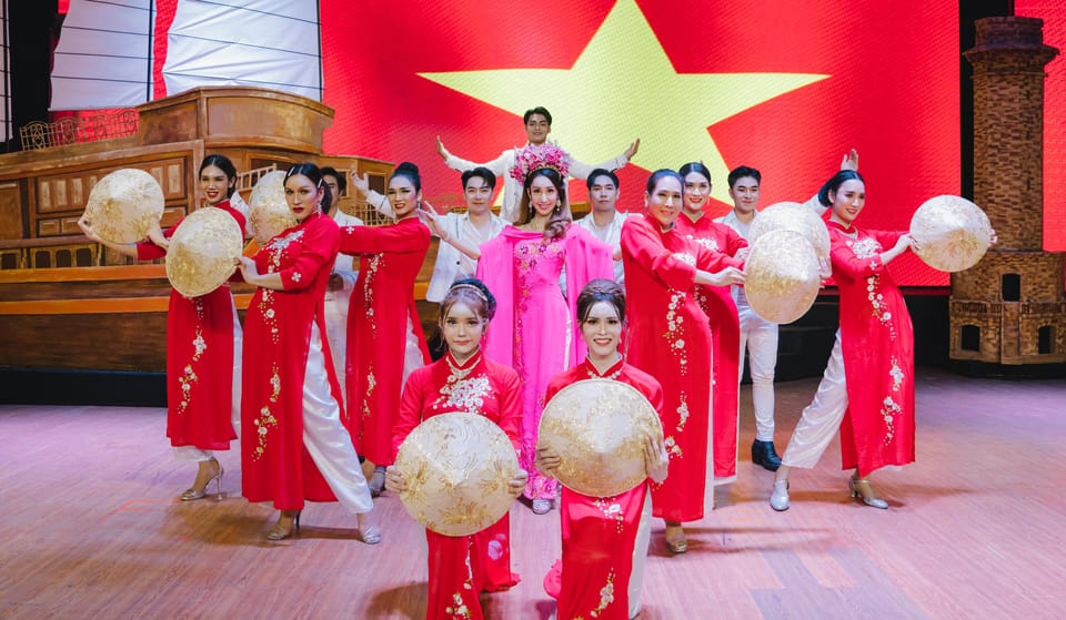 Bangkok: Golden Dome Cabaret Show Entry Ticket - Ticket value: what $19 really buys you