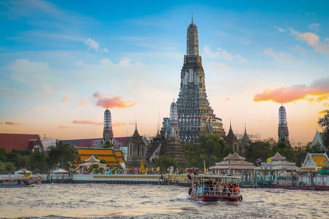 Bangkok: Grand Palace, Wat Pho and Chinatown Walking Tour - What to bring: your temple-proof survival kit