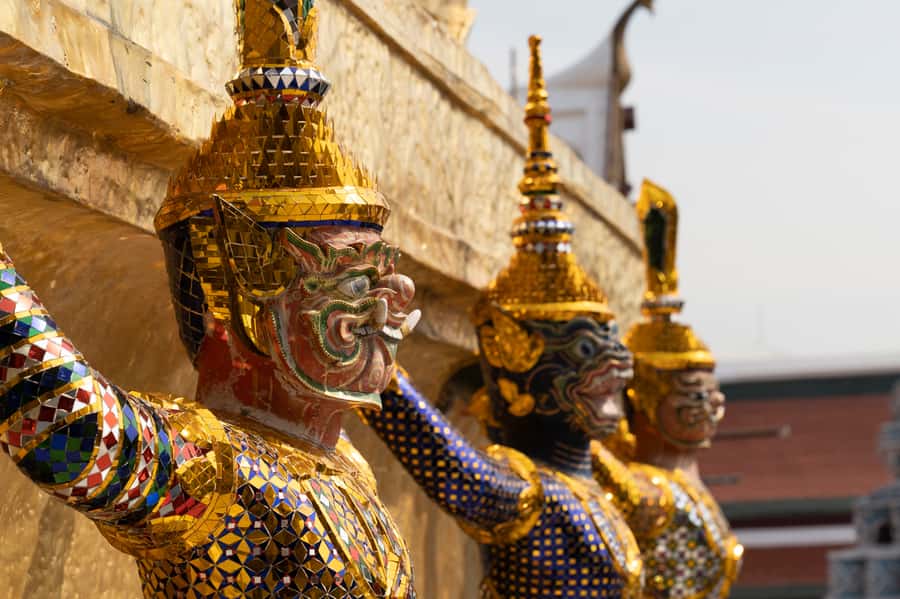 Bangkok: Grand Palace, Wat Pho with Mango Dessert Tastings - Price and Value: $65 for temples, tuk-tuk, and a named dessert stop