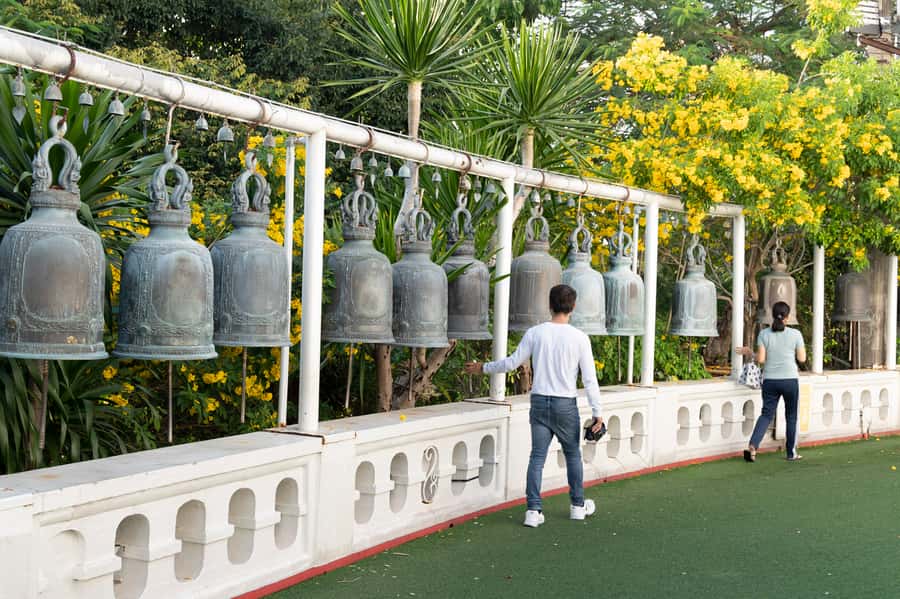 Bangkok: Grand Palace, Wat Pho with Mango Dessert Tastings - What to Wear and Bring: temple rules can control your whole day