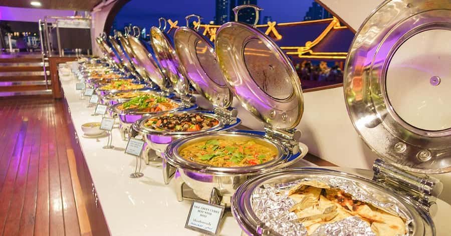 Bangkok: Grand Pearl Dinner Cruise with Hotel Transfer - Key Things I’d Put on Your Radar