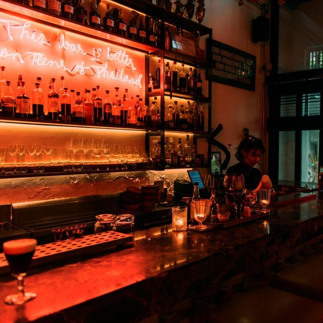 Bangkok: Guided Bar Hopping Night Tour with Private Option - Stop 1: TEP BAR and Herb-Infused Cocktails You Don’t See Everywhere