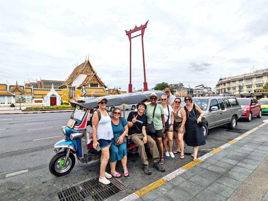 Bangkok: Guided Tour in a Typical Thai Tuk-Tuk - Grand Palace photo stop: what you get (and what you do not)