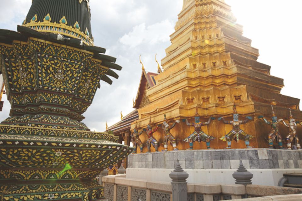 Bangkok: Half-Day Temple and Grand Palace Group Tour - Key highlights you’ll feel right away
