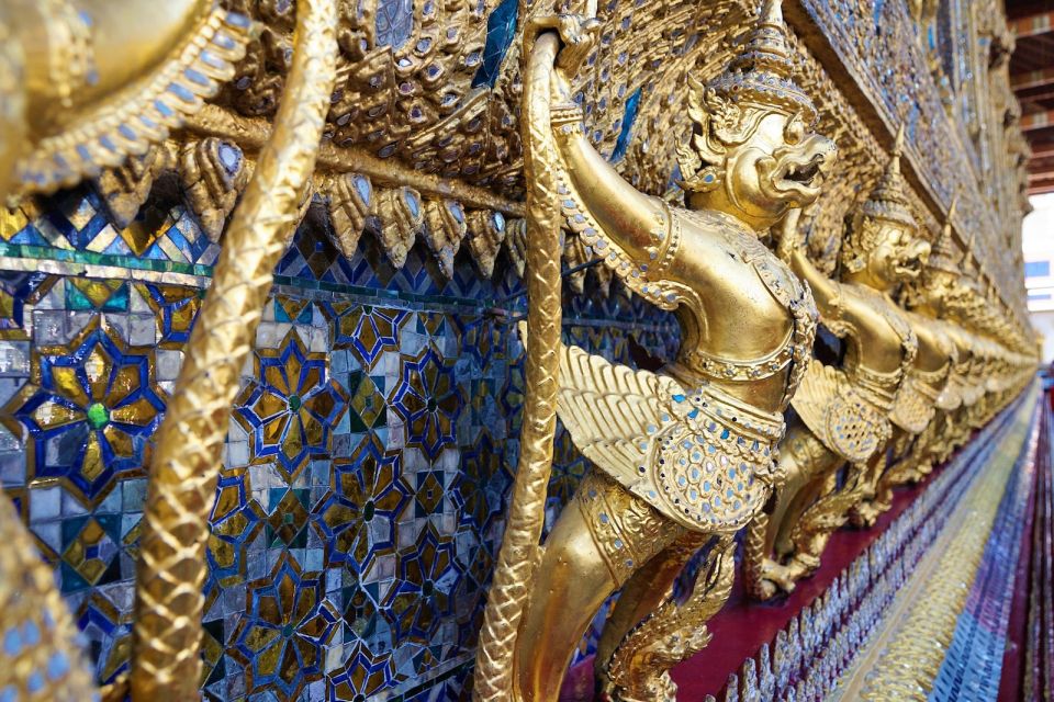 Bangkok: Half-Day Temple and Grand Palace Group Tour - Wat Pho: The Reclining Buddha and Thailand’s first public school vibe