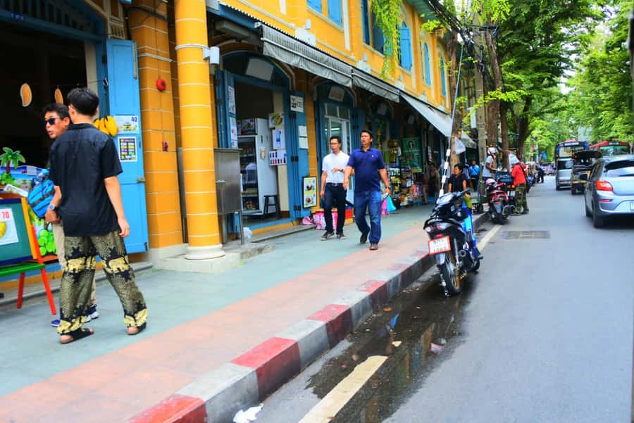 Bangkok: Highlights, Temples, and Canal Tour with Lunch - Pace and comfort: what to pack for a temple-and-boat day