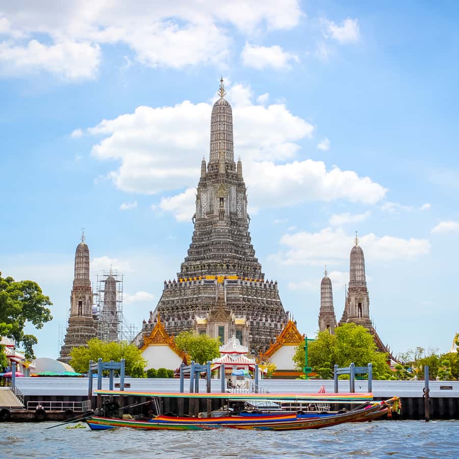 Bangkok: Highlights tour with Grand Palace & Floating Market - Wat Arun and the Chao Phraya crossing: the river views are the payoff