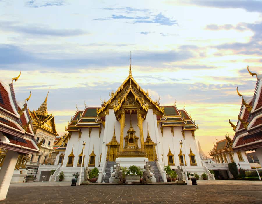 Bangkok: Highlights Tour wth Grand Palace & Must See Temples - Quick hits worth knowing