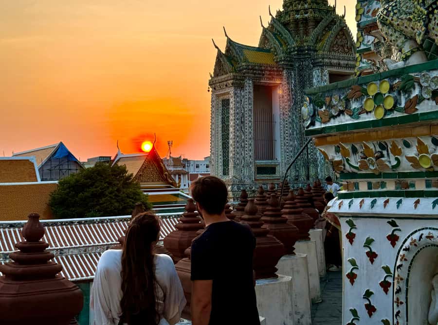 Bangkok: Highlights with Food Tour & Sunset in Wat Arun - Long-tail boat through the canals and the big Buddha photo moment