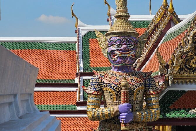Bangkok : History Temples Markets and Food Tasting - Wat Pho and the Famous Buddha: The “Start Here” Temple Stop