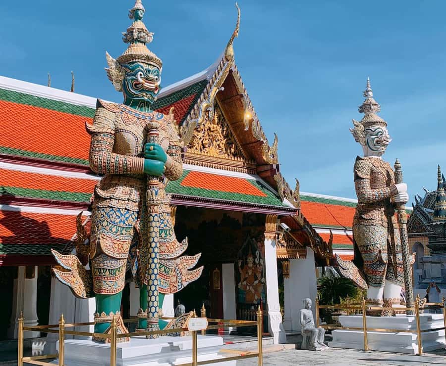 Bangkok: Iconic Temples Private Tour - Dress code rules and what to pack so you don’t waste time
