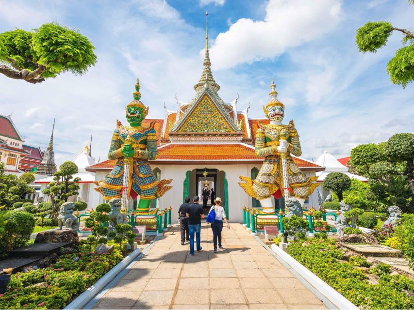 Bangkok: Instagram Spots & Half-Day Temples Tour - Key things that make this tour worth your time